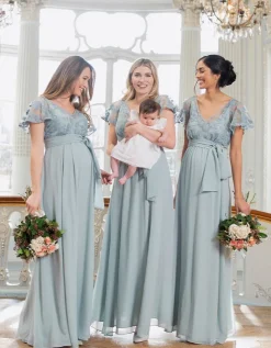 New Seraphine Salbeigrunes Maxikleid Aus Spitze Und Seidenchiffon Fur Umstands- Und Stillanlasse